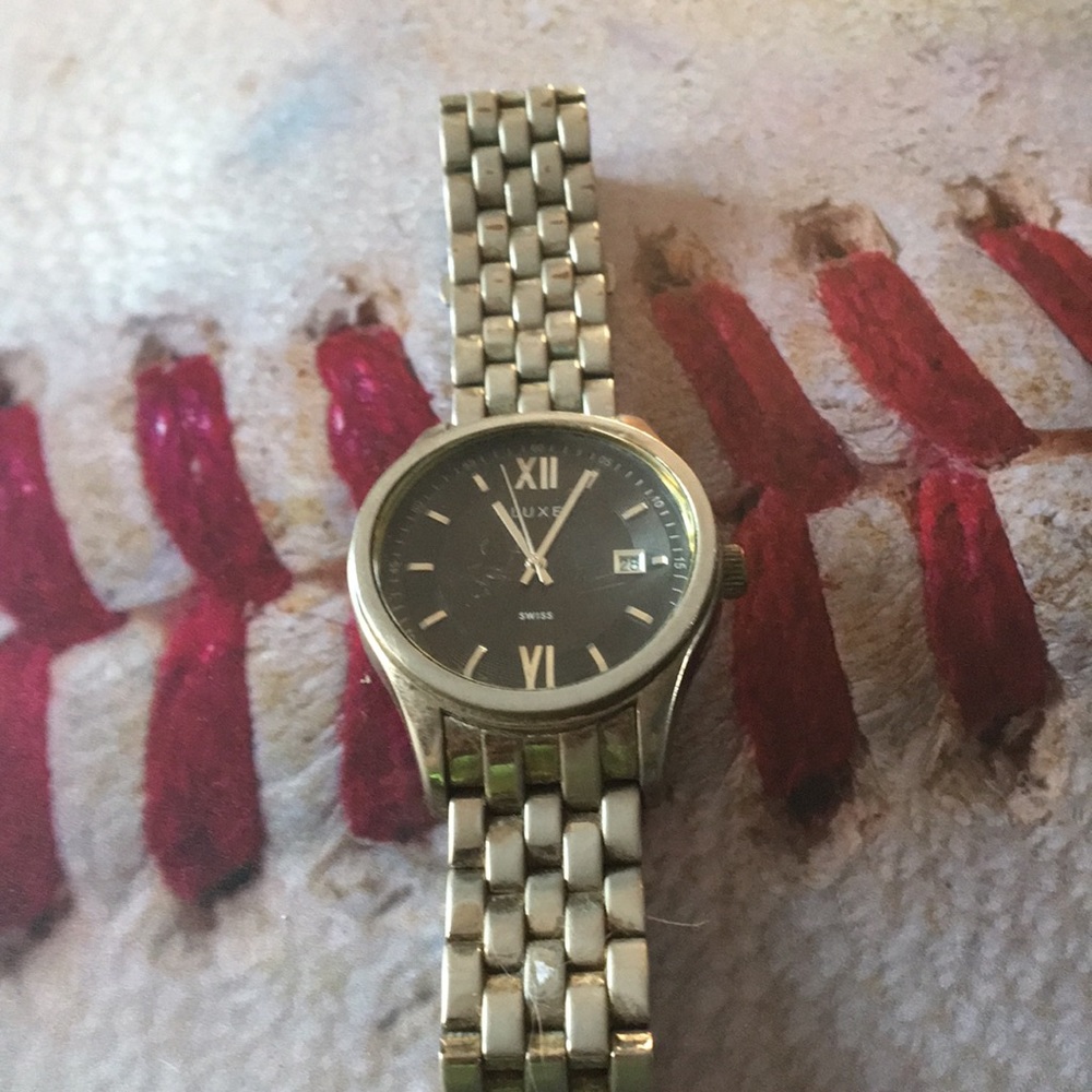 Men’s Luxe Swiss watch